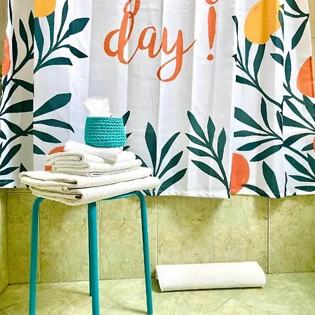 Sulekova 52a Δωμάτια σε οικογενειακή κατοικία Μπρατισλάβα