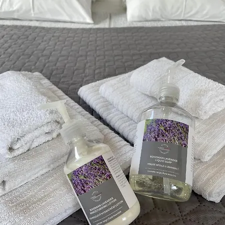 Sulekova 52a Δωμάτια σε οικογενειακή κατοικία *